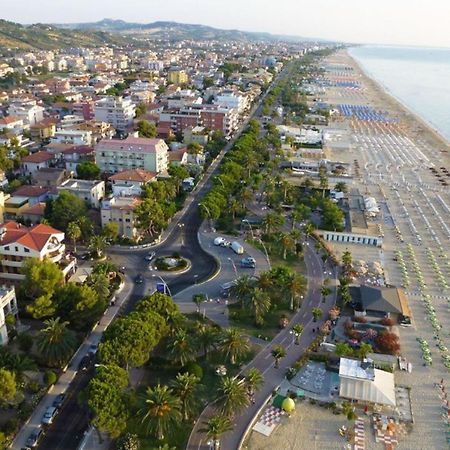 Appartamento Sabbiadoro Plus - Myho Casa Tortoreto Ngoại thất bức ảnh
